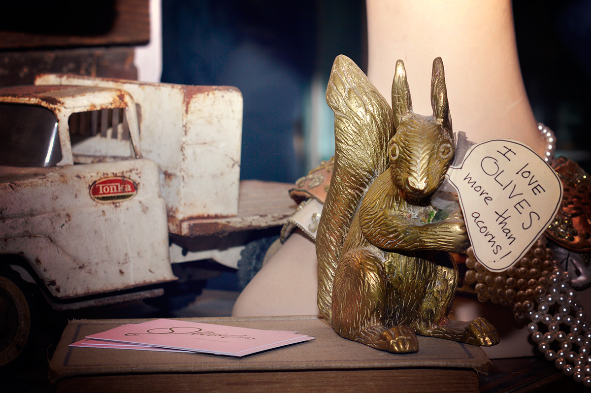 Olive's Very Vintage - Brooklyn, NY - brass squirrel - cards